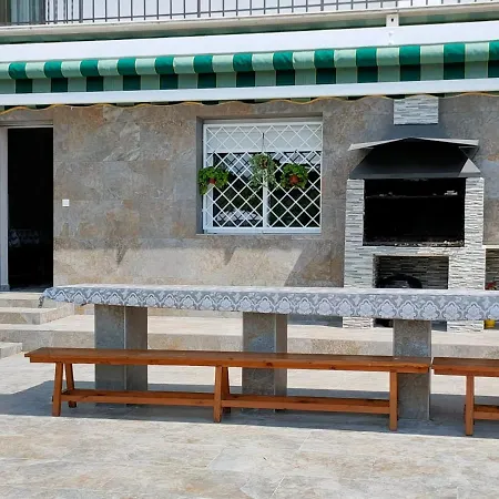 別荘 Maravillosa Casa Con Piscina Grande Y Bosque *
