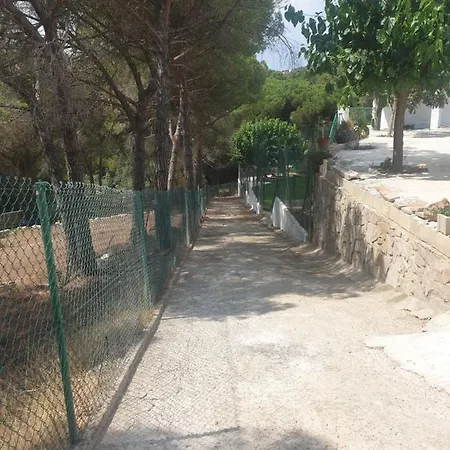 Maravillosa Casa Con Piscina Grande Y Bosque Hébergement de vacances Tordera