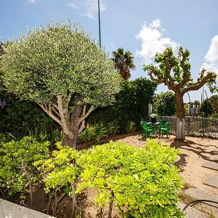 別荘 Maravillosa Casa Con Piscina Grande Y Bosque